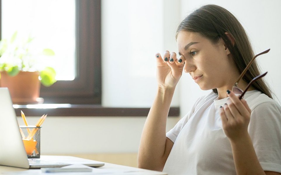 Cách phòng ngừa mắt phải giật