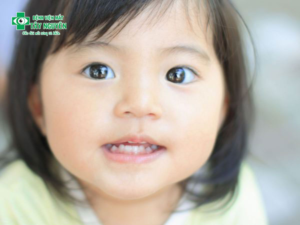 sức khỏe mắt và những dấu hiệu lầm về mắt