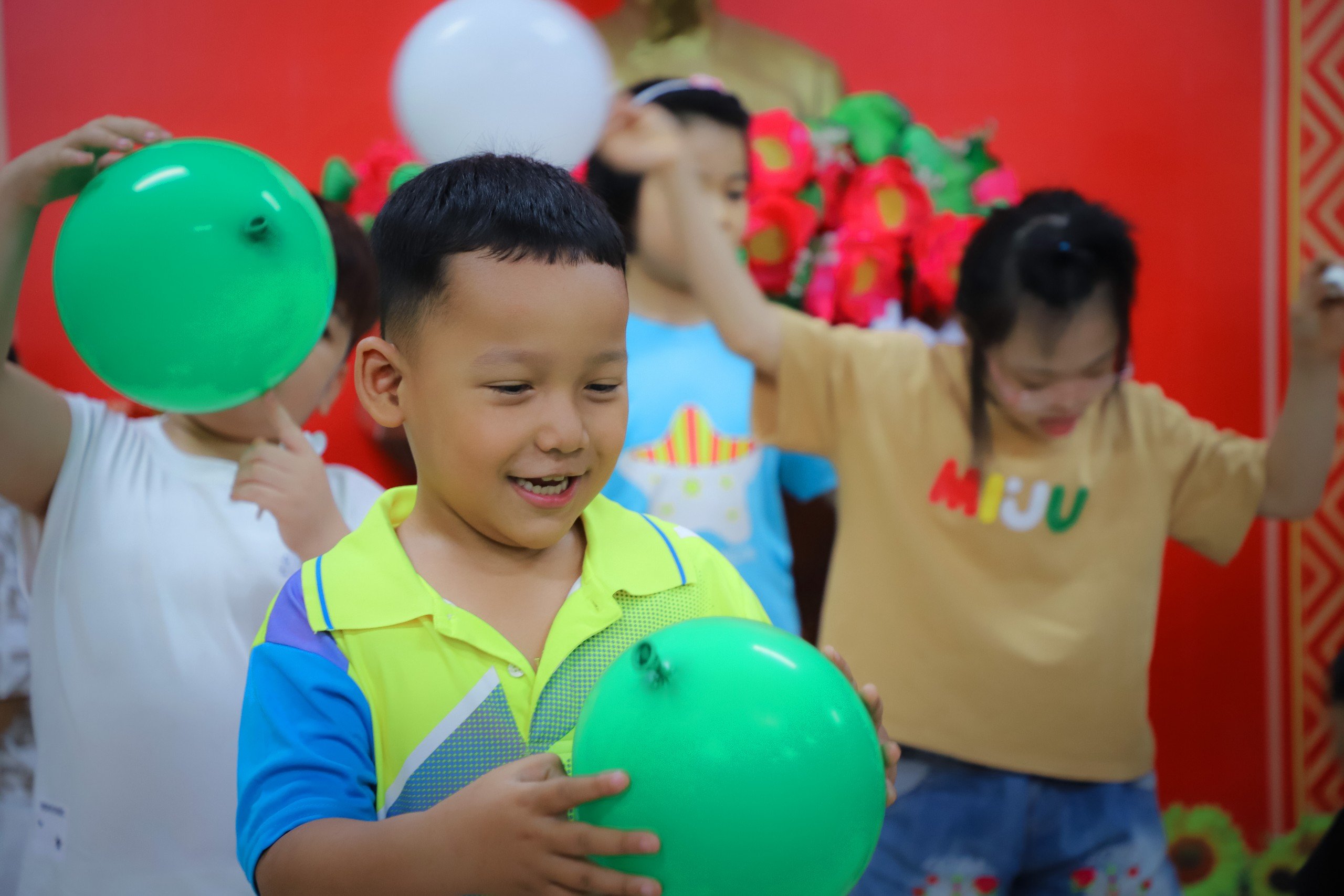 Một số hình ảnh quốc tế thiếu nhi tại trung tâm HTPTGDHNKT